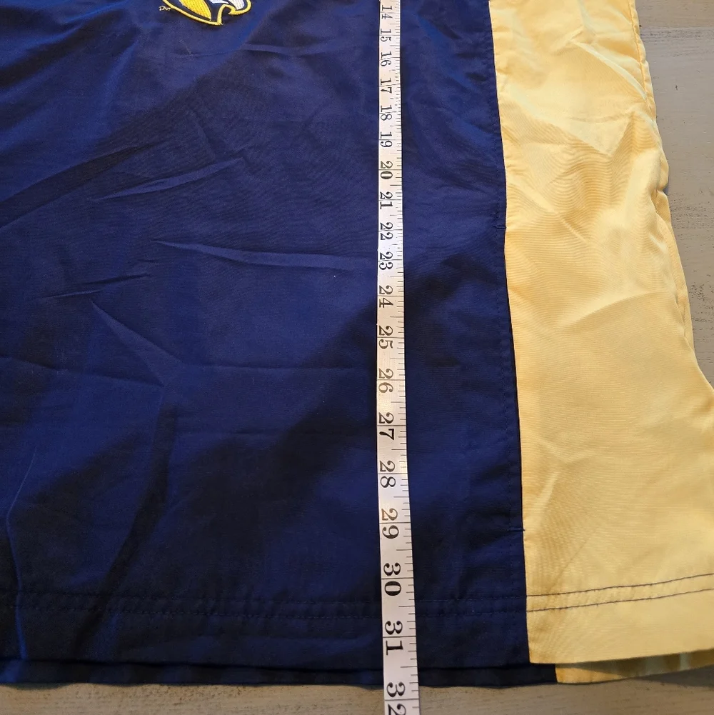 Marquette Golden Eagles Men's XL Mesh Lined Jacket, Cadre Brand, 1/4 Zip - Picture 9 of 13